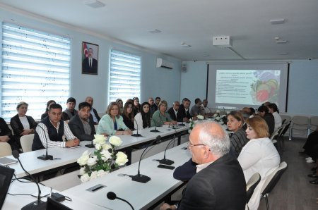 19.05.2023-cü il tarixində TƏBİB tərəfindən Beyləqan Rayon Mərkəzi Xəstəxanasının mətbəxində çalışan personalın maarifləndirilməsi məqsədilə təlimlər keçirilib